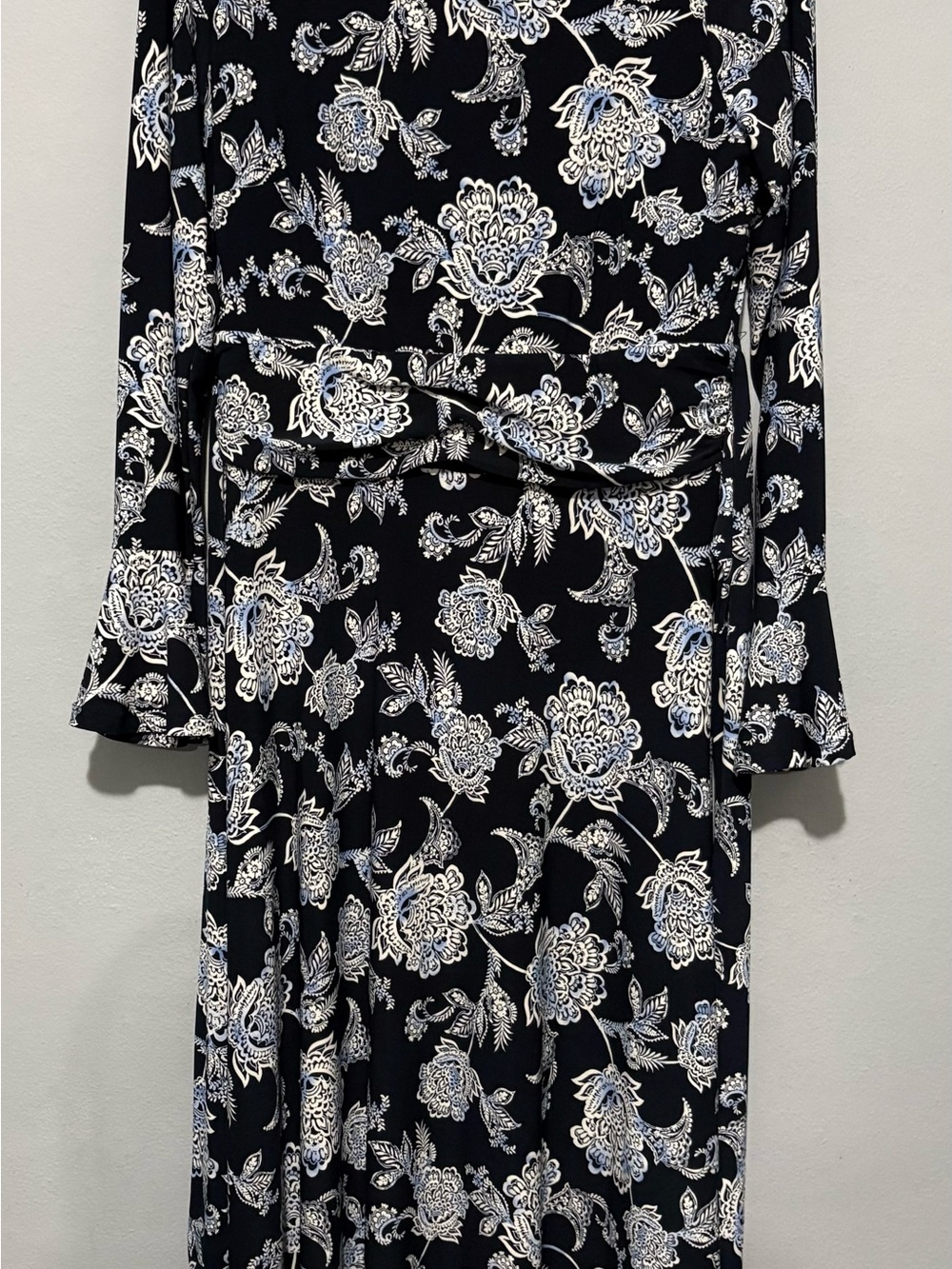 Marc New York Navy and White Floral Long Sleeve Midi Dress - Picture 7 of 7